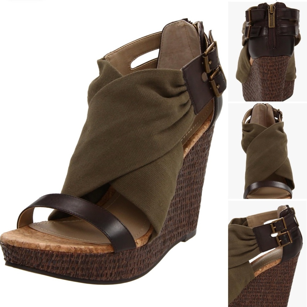 Kenneth Cole REACTION Women's Wedge Sandal